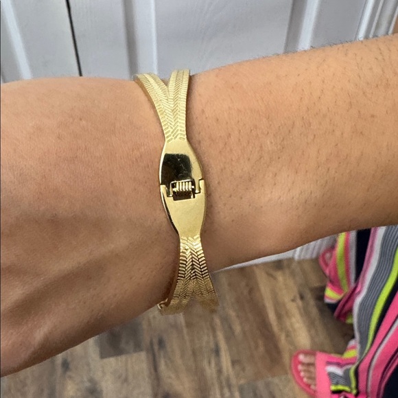 Trendy Butterfly Stainless Steel Charm Bracelet - Picture 8 of 8